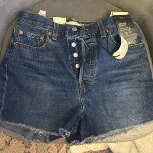 Levi’s Ribcage Shorts NWT